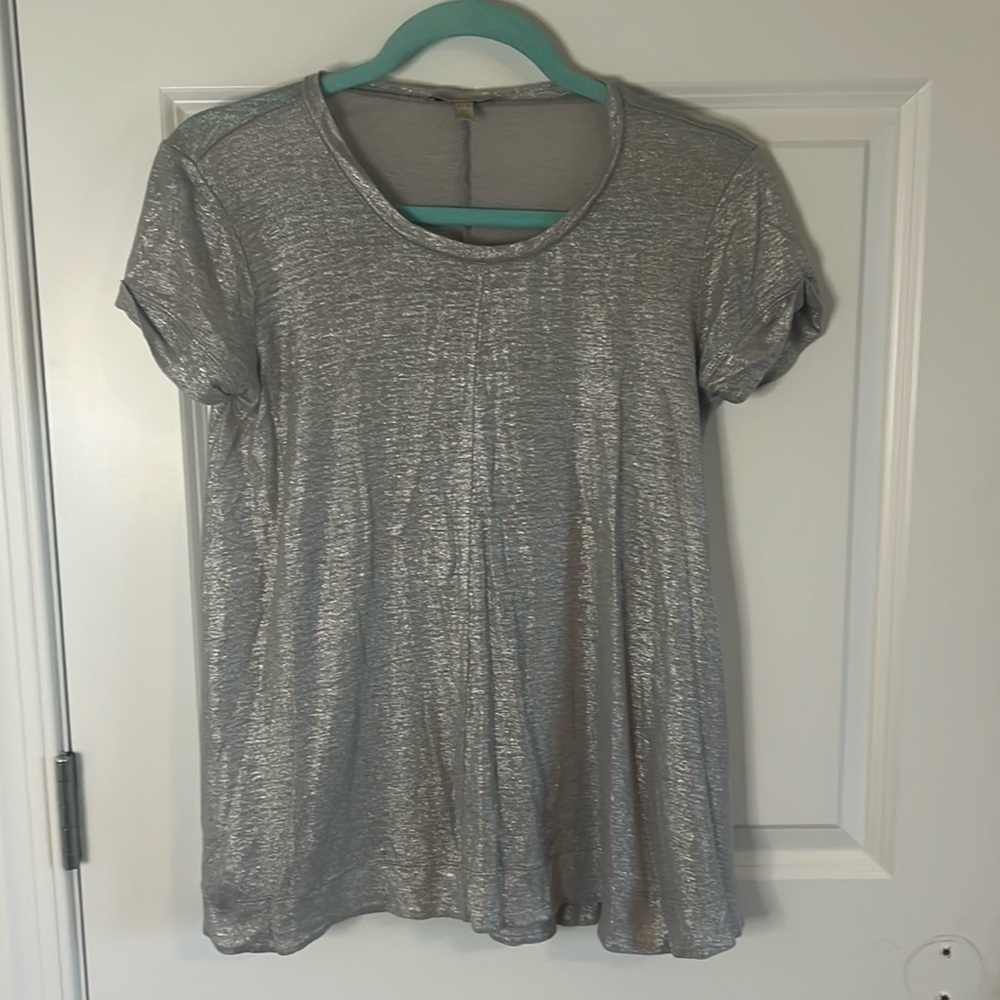 Anthropologie Bordeaux Silver Shimmery T-shirt Size XS